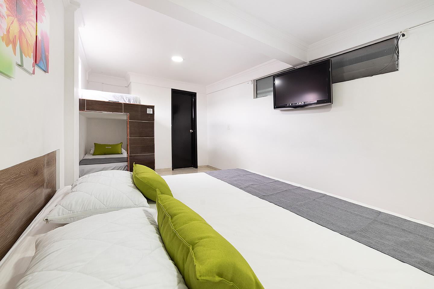 Ayenda 1122 Victoria Hotel Перейра Екстериор снимка