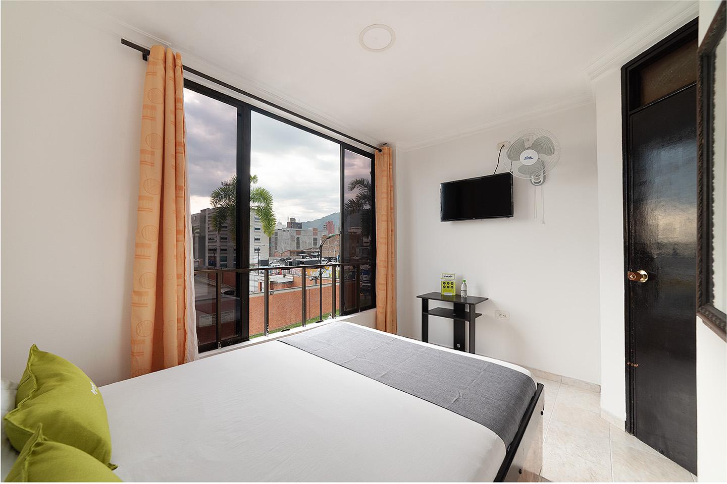 Ayenda 1122 Victoria Hotel Перейра Екстериор снимка