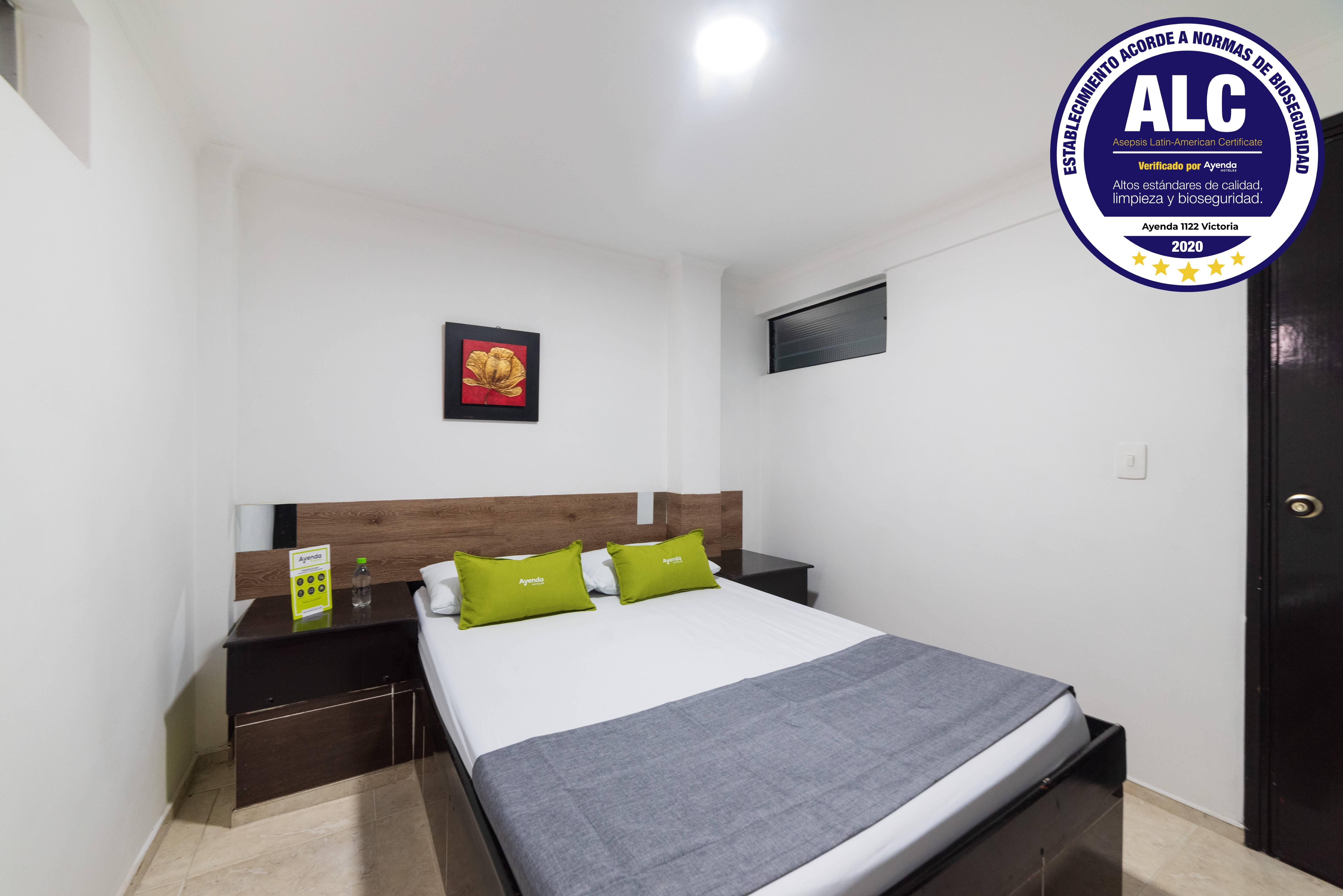 Ayenda 1122 Victoria Hotel Перейра Екстериор снимка