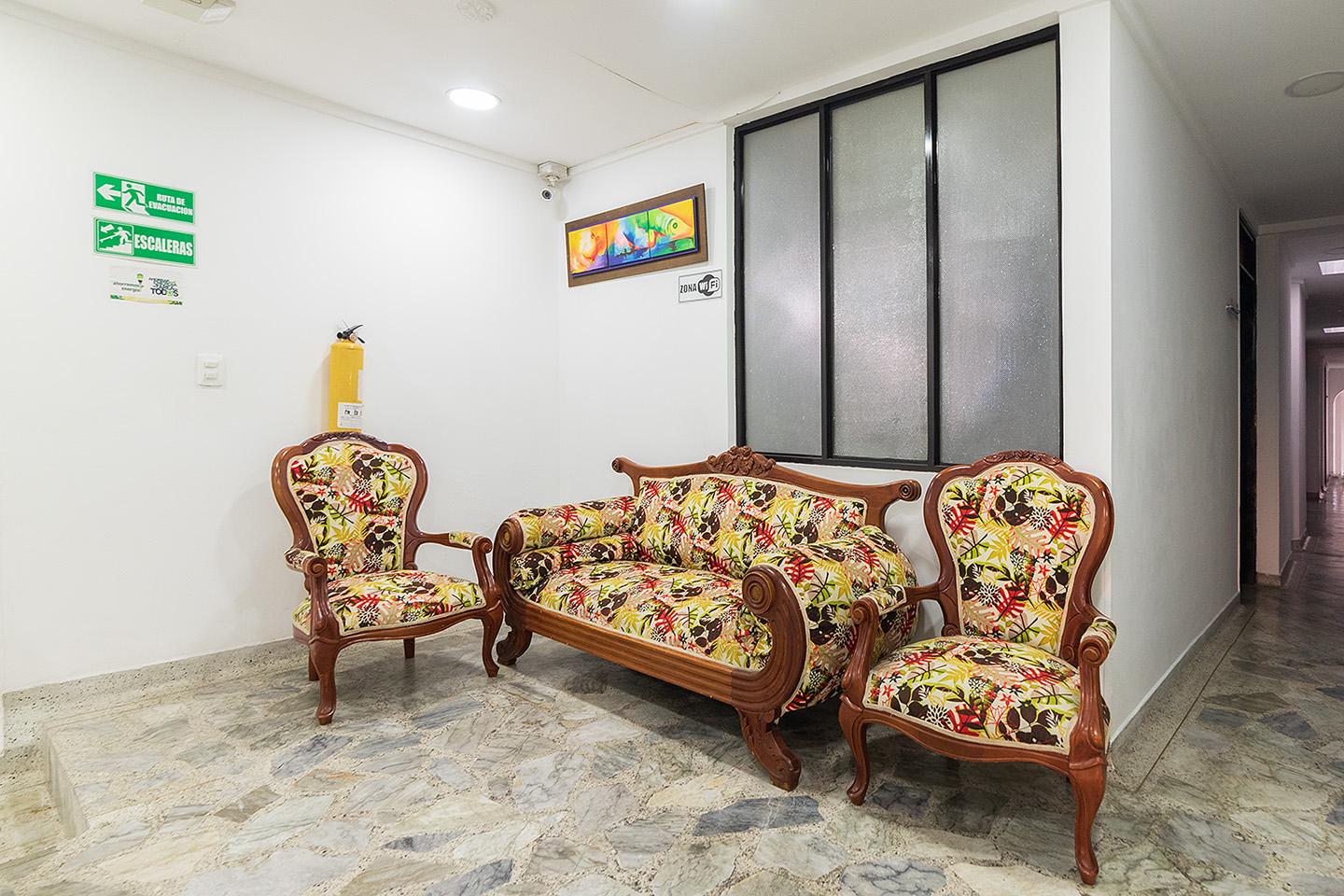 Ayenda 1122 Victoria Hotel Перейра Екстериор снимка