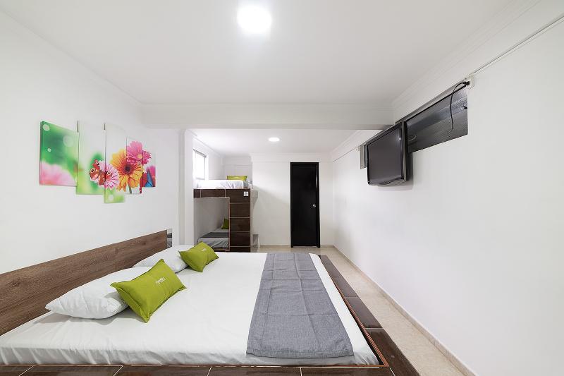 Ayenda 1122 Victoria Hotel Перейра Екстериор снимка